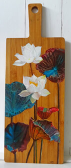 Boeket bijzondere bloemen op hout 21 x 43/56 cm.