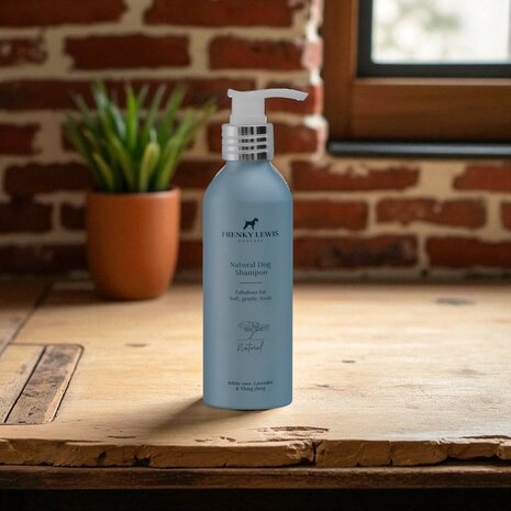 Frenky Lewis Natuurlijke Dog Shampoo 200ml Witte roos, Lavendel, Ylang Ylang 200ml 