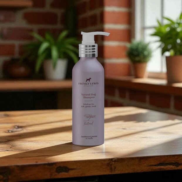 Frenky Lewis Natuurlijke Dog Shampoo 200ml Sandalwood, jasmijn en vanille 200ml 